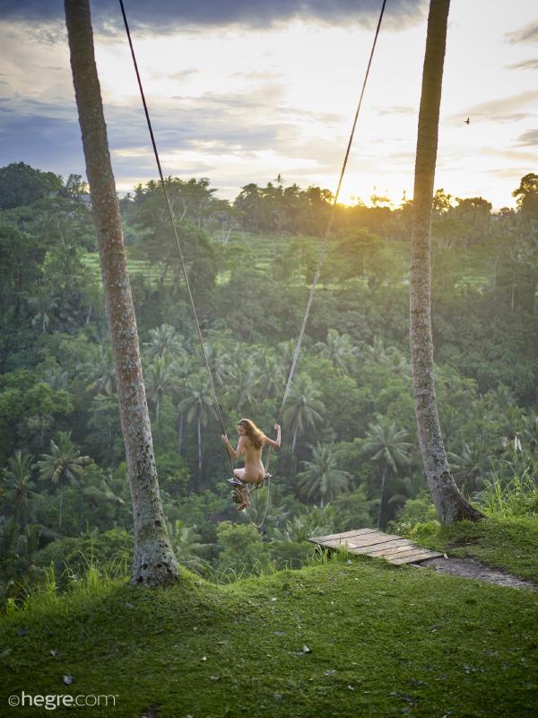 Vaizdas #5 iš galerijos Clover Ubud Bali sūpynės